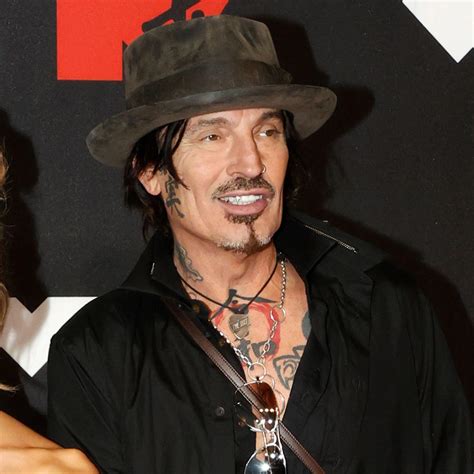 Tommy Lee Goes Full Frontal for NSFW Nude Photo